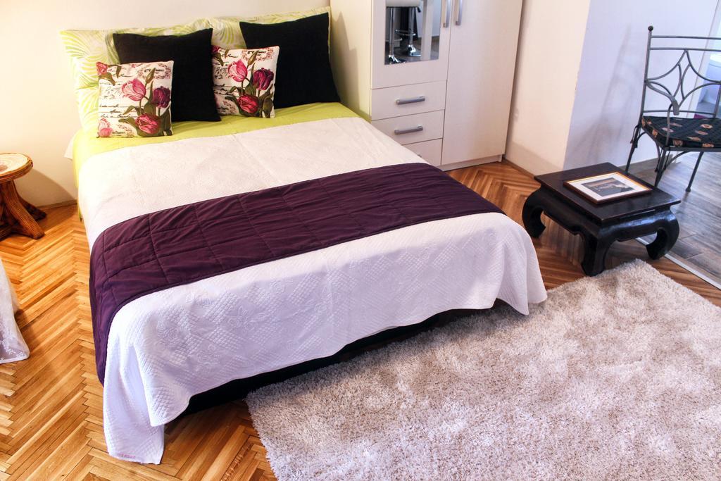 Apartments Link Rovinj Zimmer foto