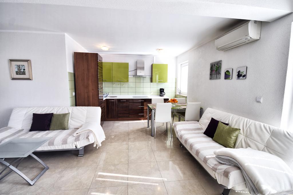 Apartments Link Rovinj Zimmer foto
