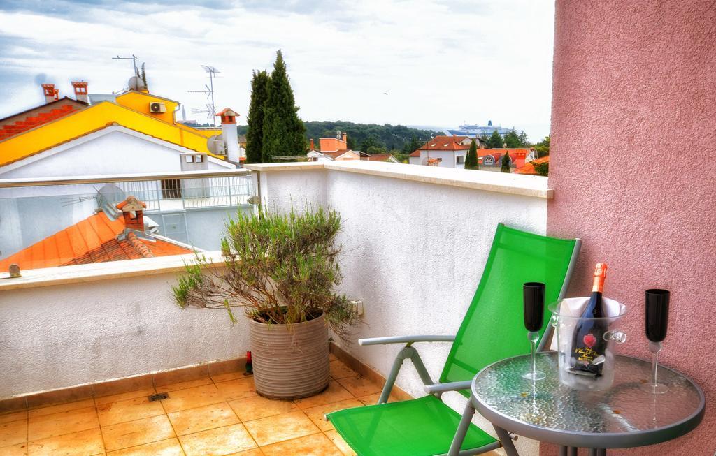 Apartments Link Rovinj Zimmer foto